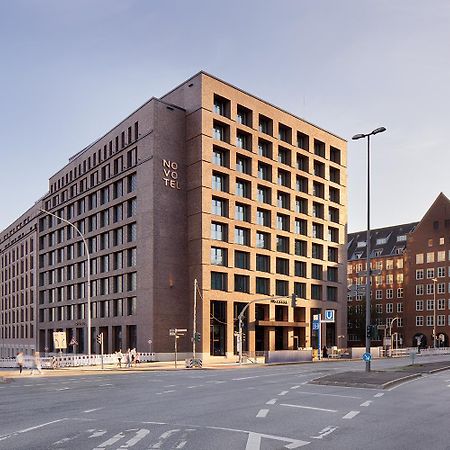 Novotel Hamburg Central Station Exteriör bild